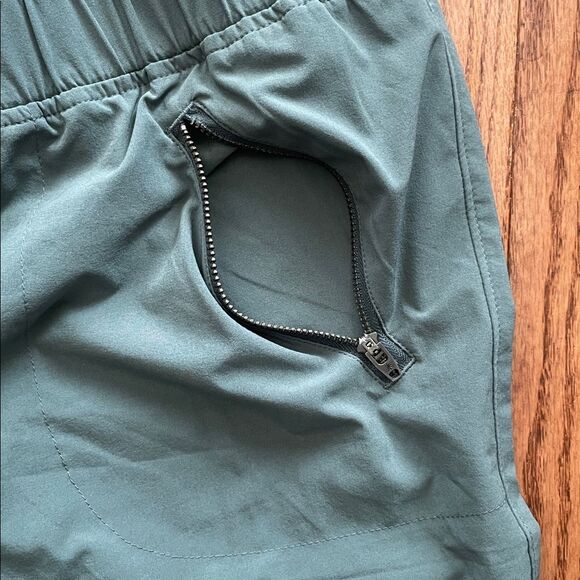 Athleta Aspire Ankle Pants Jasper Green Women’s Sz 12 - Picture 9 of 14